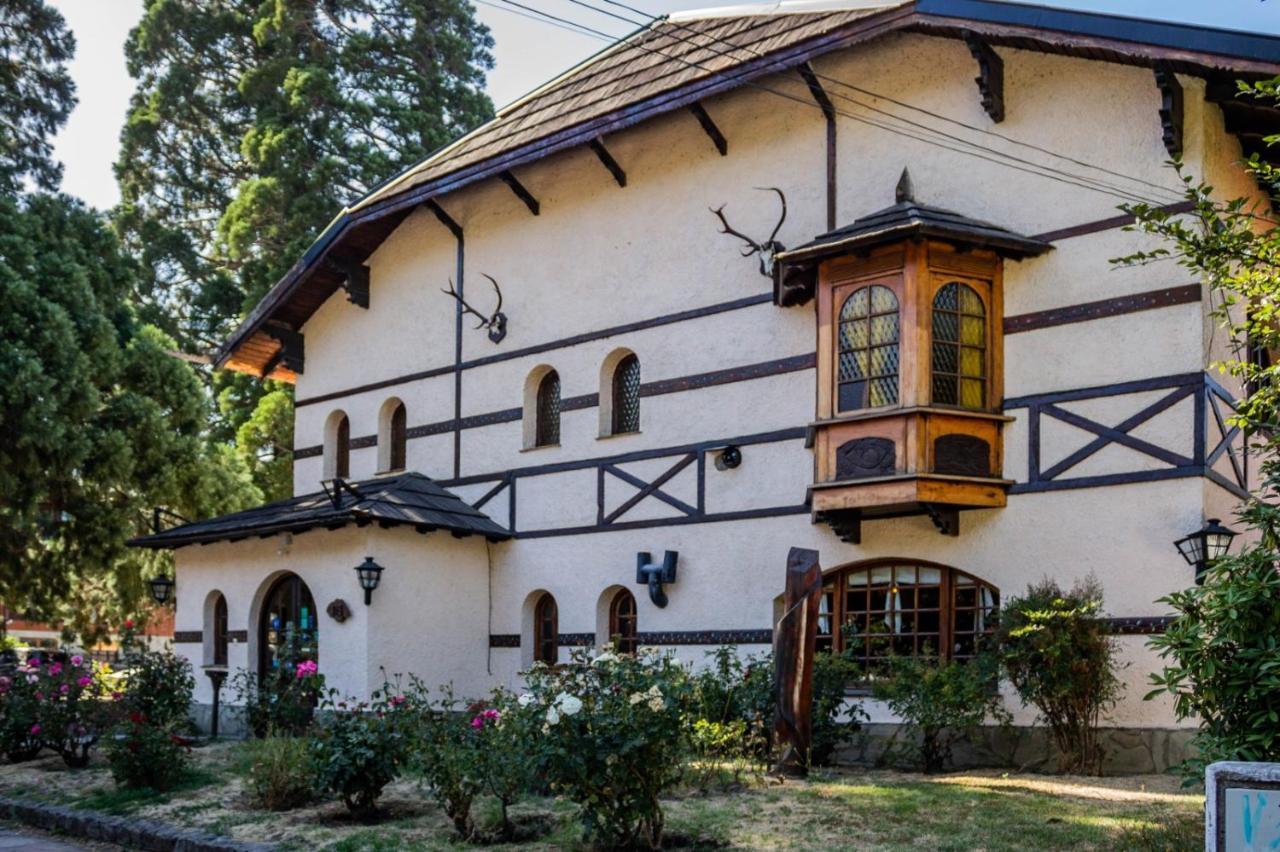 Hosteria La Posta Del Cazador San Martín de los Andes Exteriör bild