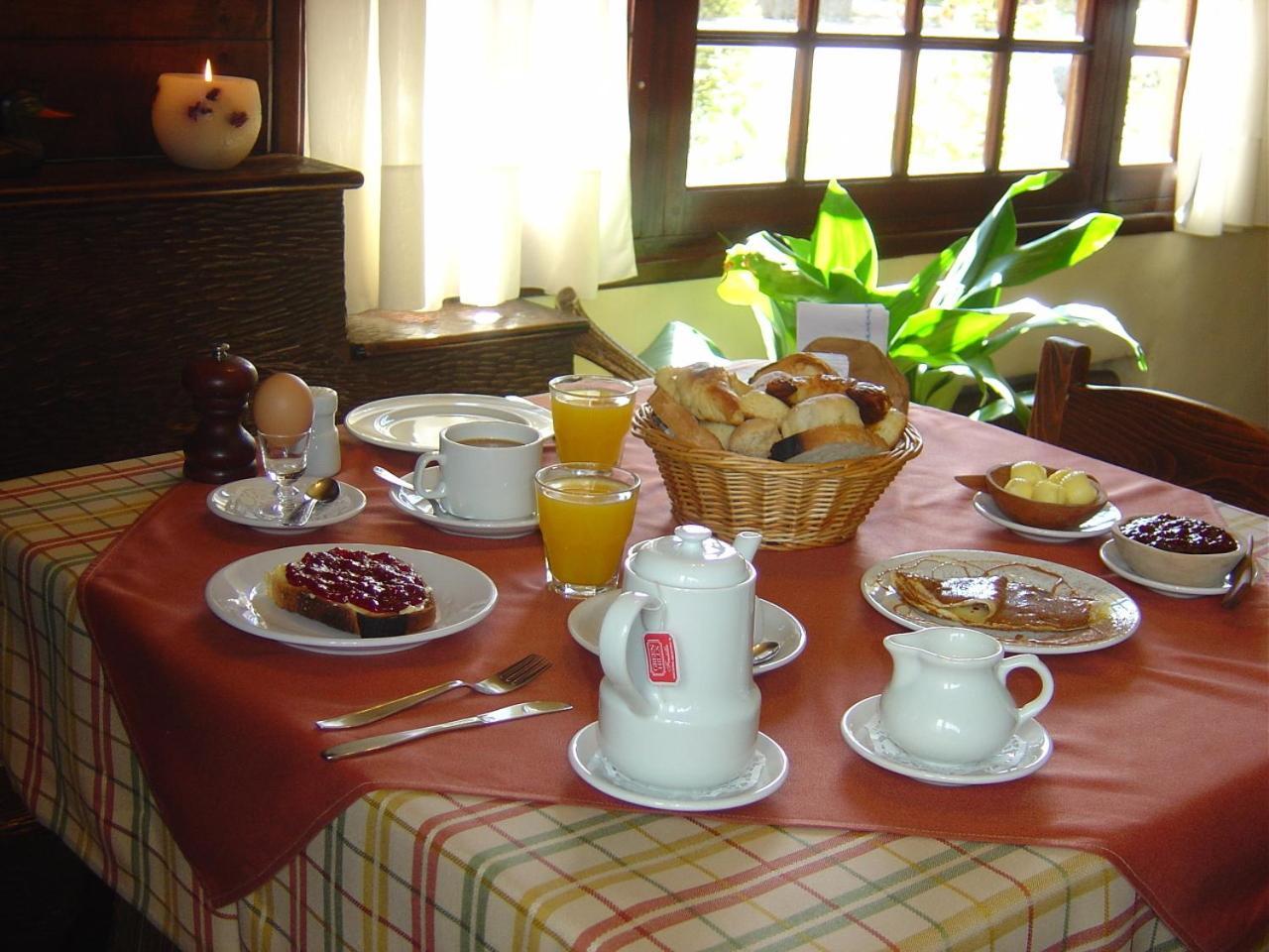 Hosteria La Posta Del Cazador Hotell San Martín de los Andes Exteriör bild