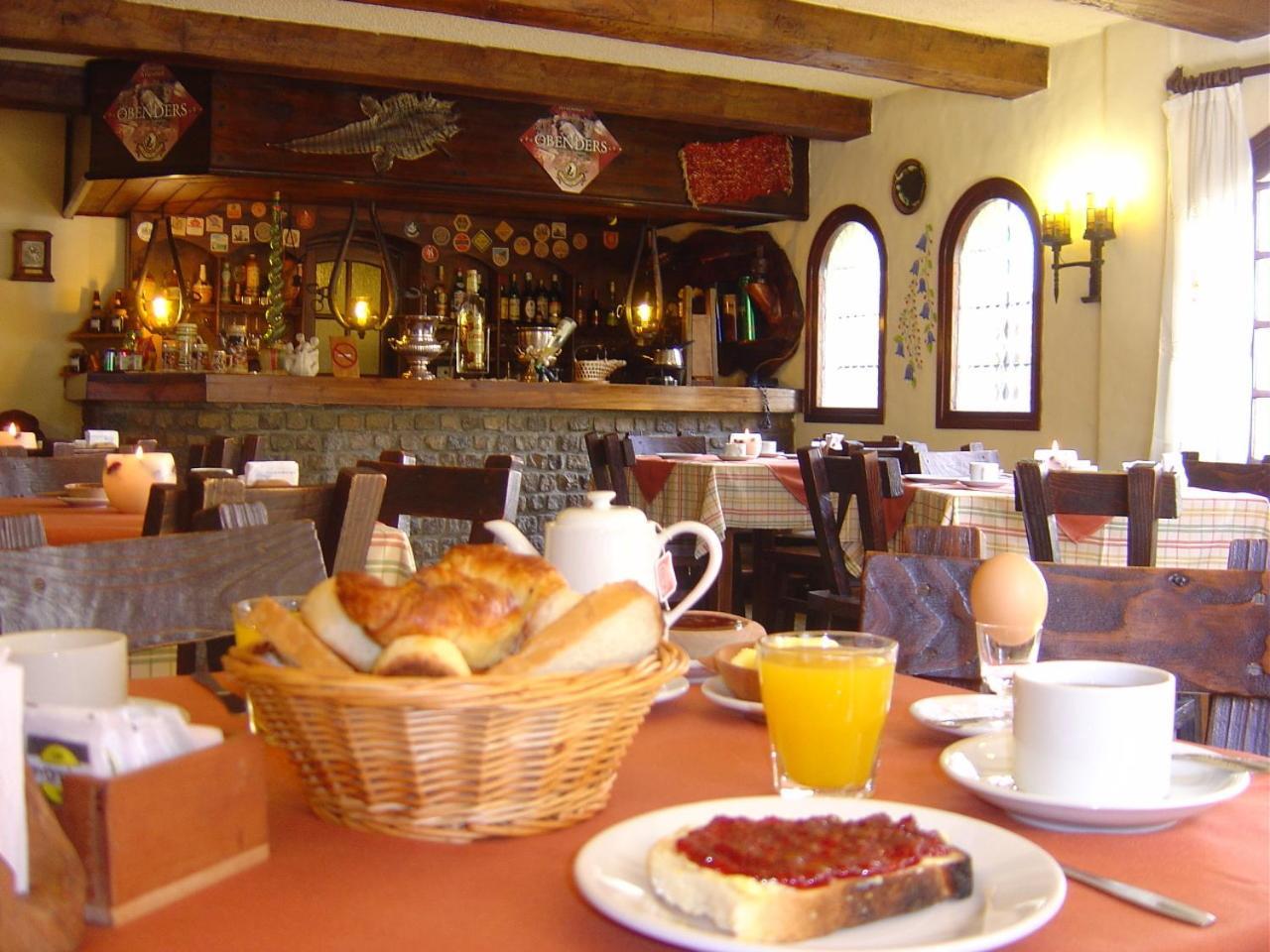 Hosteria La Posta Del Cazador Hotell San Martín de los Andes Exteriör bild