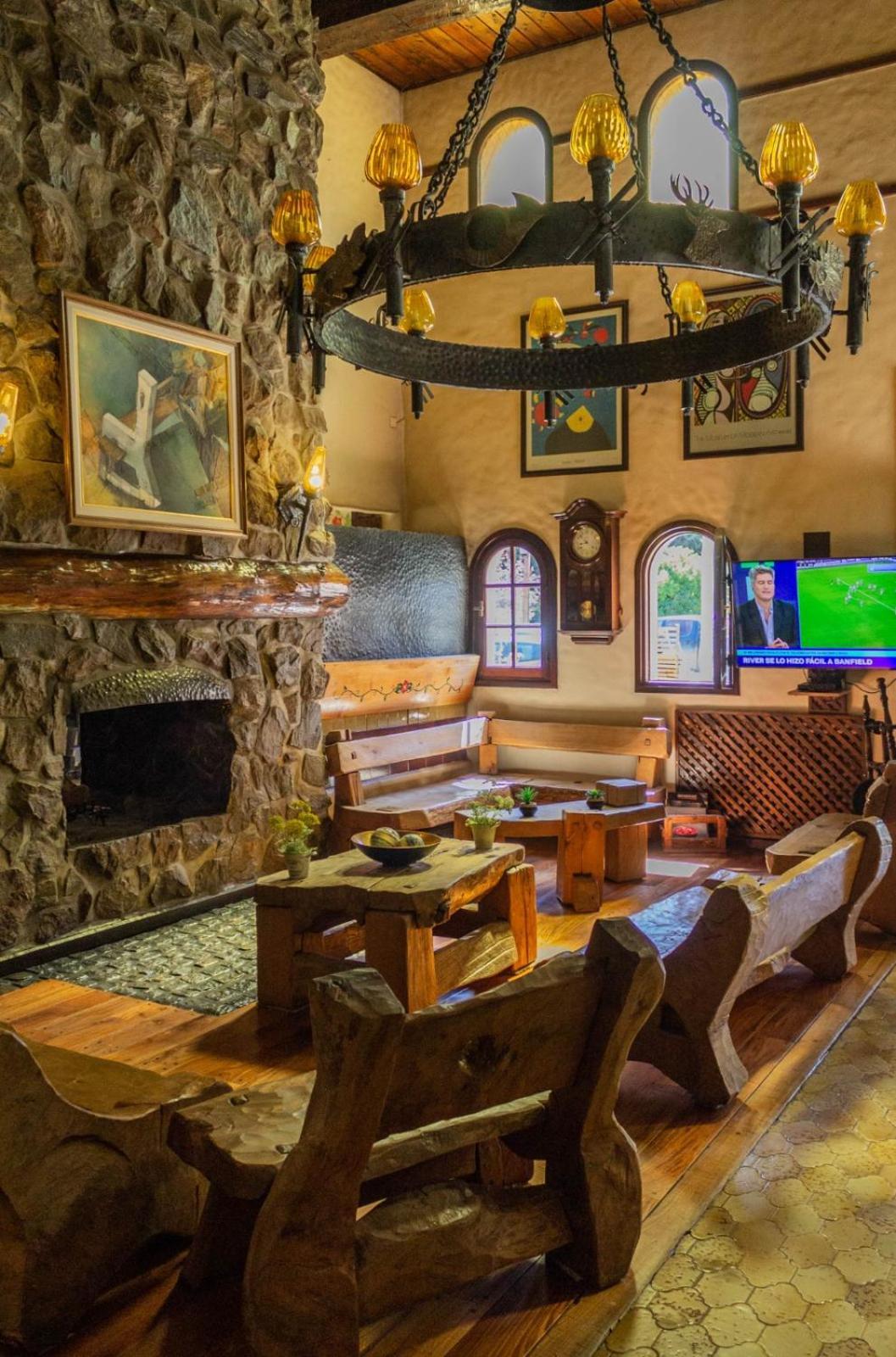 Hosteria La Posta Del Cazador Hotell San Martín de los Andes Exteriör bild