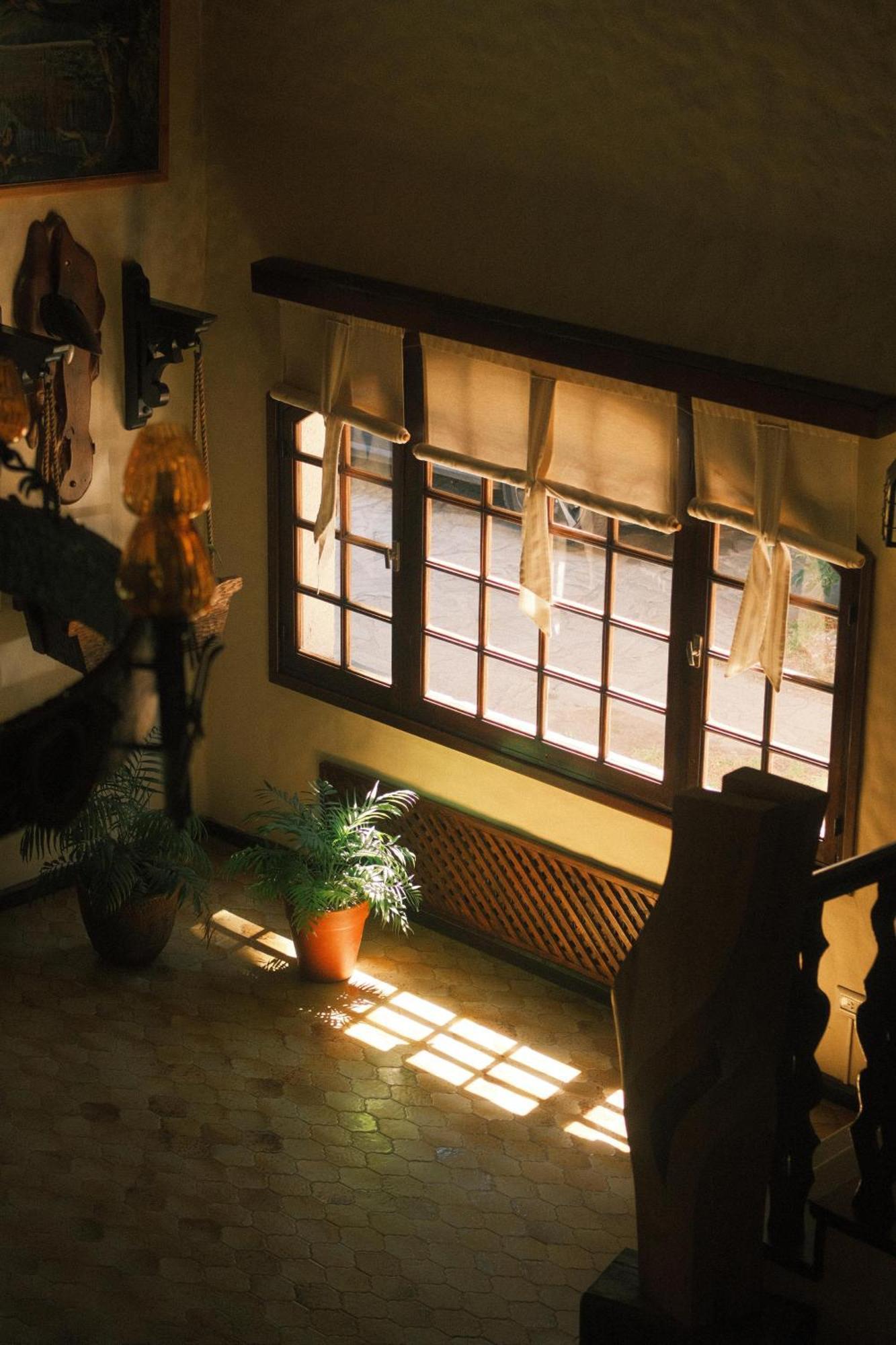 Hosteria La Posta Del Cazador San Martín de los Andes Exteriör bild