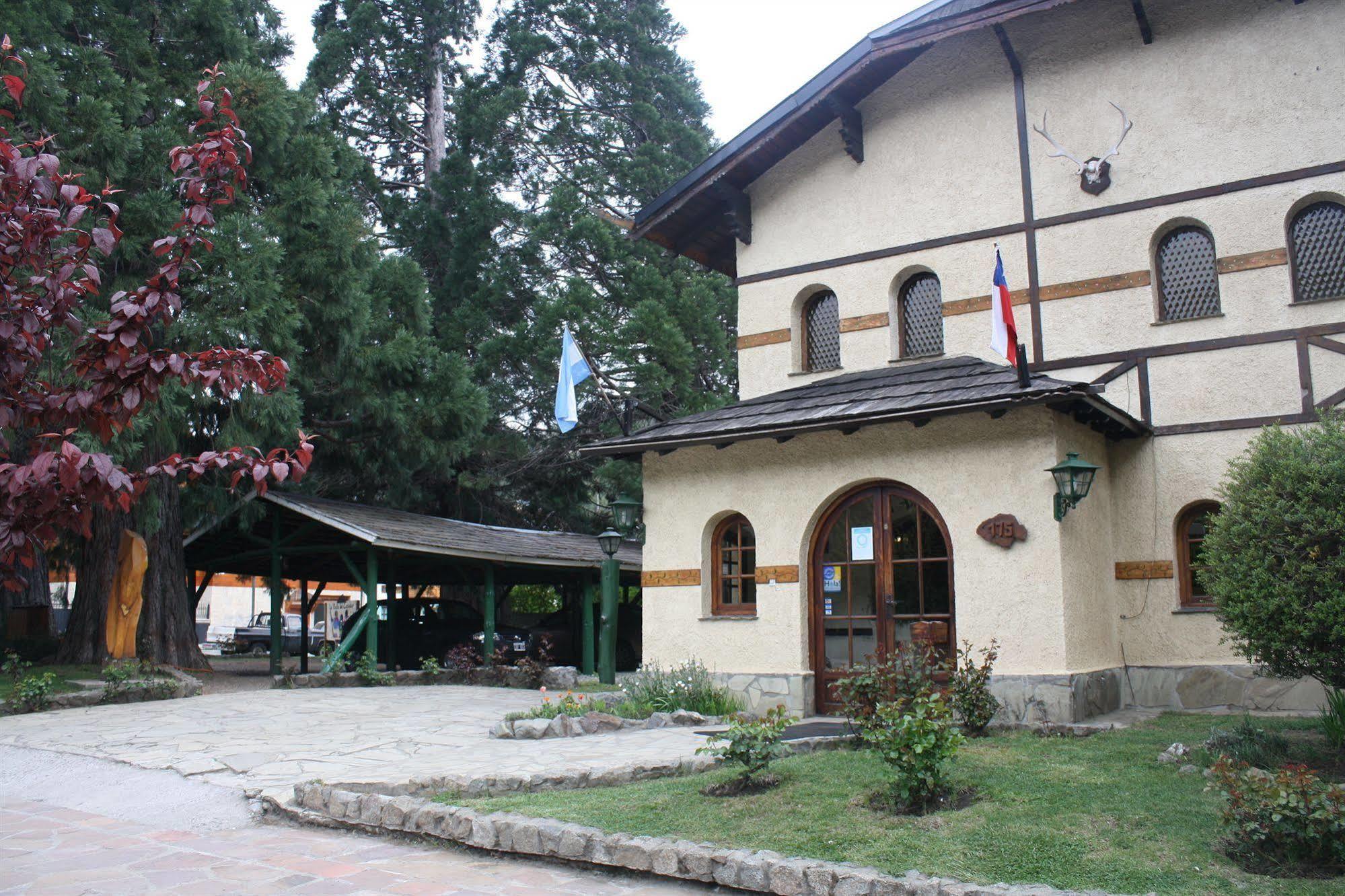 Hosteria La Posta Del Cazador Hotell San Martín de los Andes Exteriör bild