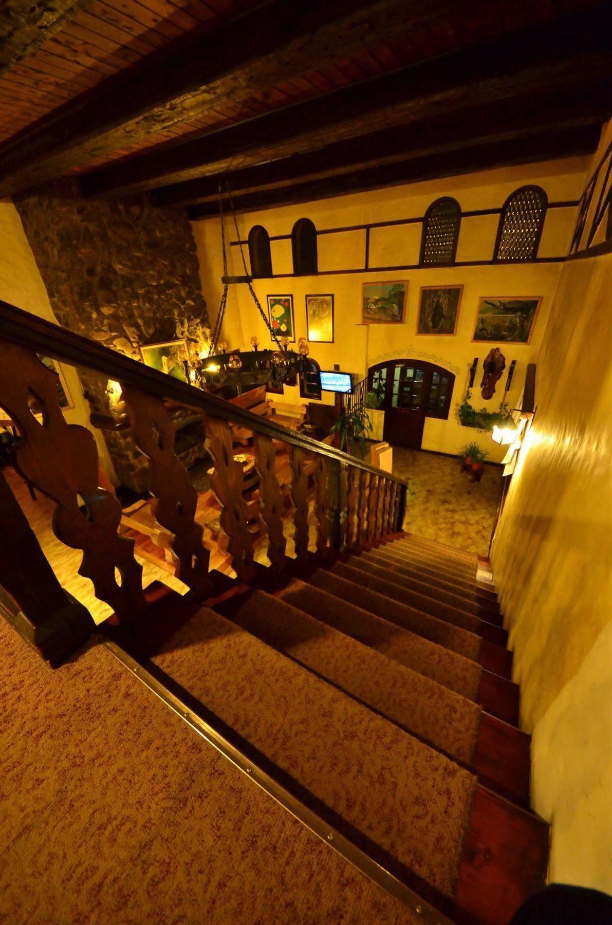 Hosteria La Posta Del Cazador San Martín de los Andes Exteriör bild